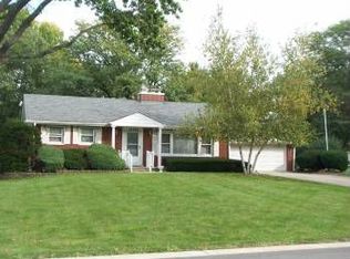 1S535 Westview Ave, Lombard, IL