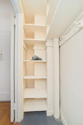 Rented by Living New York | media 37