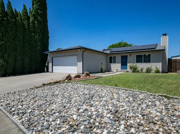 655 W Creekside Circle, Dixon, CA 95620