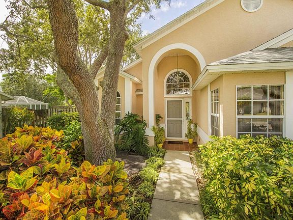 3rd image of 1824 Woodberry Cir