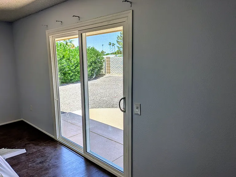 9870 W Comstock Ct — Photo 3