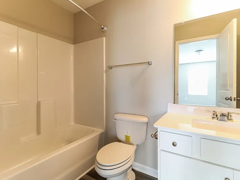546 Wendell Falls Pkwy — Photo 15