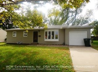 5631 SW 16th St, Topeka, KS 66604