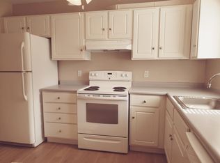 50 Ripple Ln, North Kingstown, RI 02852