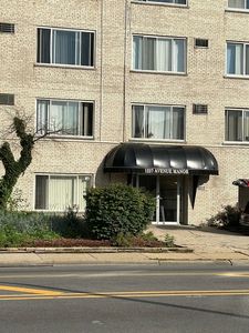 1227 S Harlem Ave APT 406, Berwyn, IL, 60402