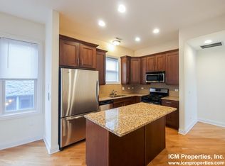 3247 N Seminary Ave #2W, Chicago, IL 60657