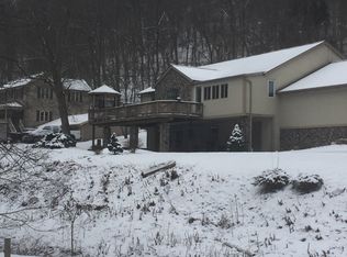 528 Dry Run Rd, Monongahela, PA 15063