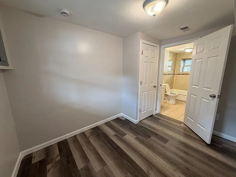 12 Borden Ave — Photo 2