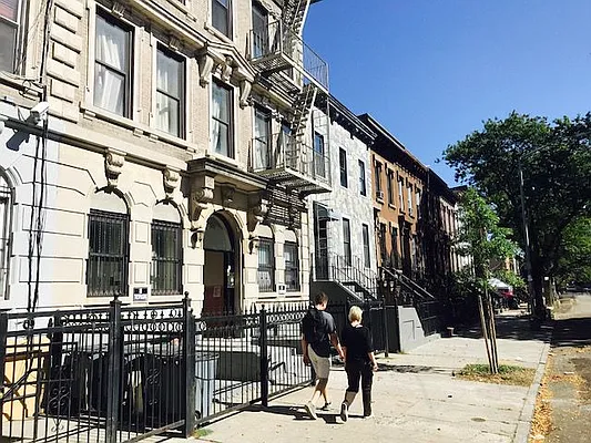 Rented by null | media 29