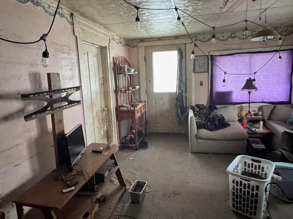 806 E Summit St, Attica, IN 47918