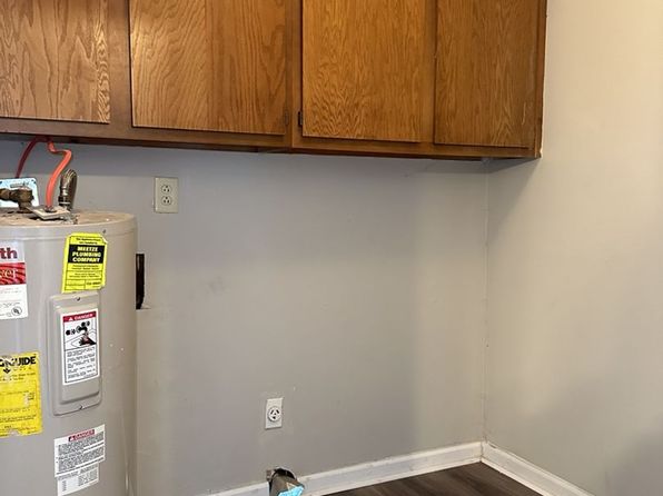 4 Londonderry Sq, Cayce, SC 29033