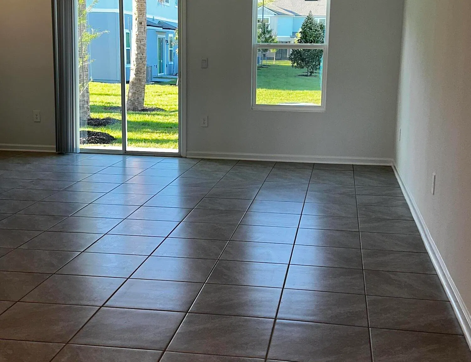 3 bed, 2.5 bath, 1502 sqft, $1,895 — Photo 4