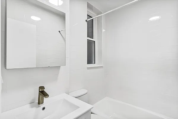 Rented by Daniel Gale Sotheby's International Realty | media 12