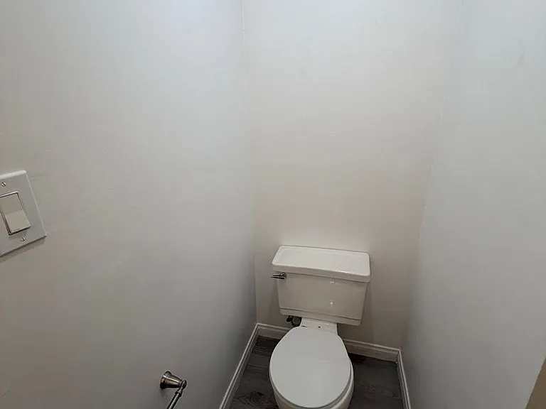 2221 Faust Ave — Photo 25