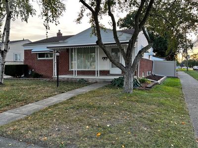 6157 Deering St, Garden City, MI, 48135