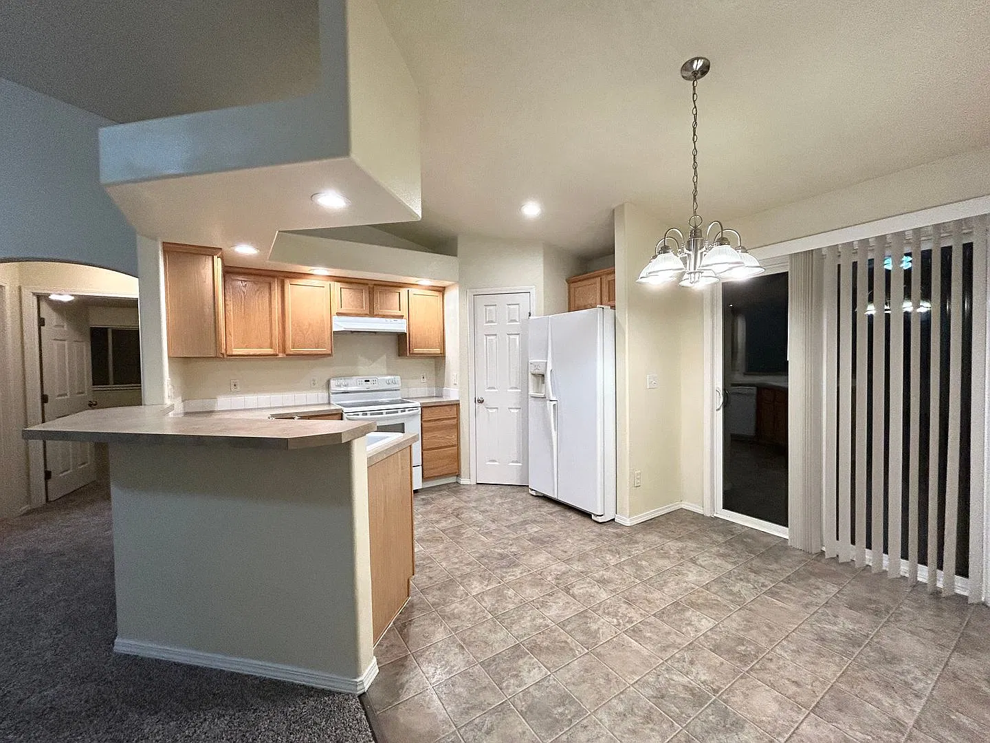 Stylish 4 Bedroom/2 Bathroom Home | $250 Off First Month's Rent!! — Photo 4