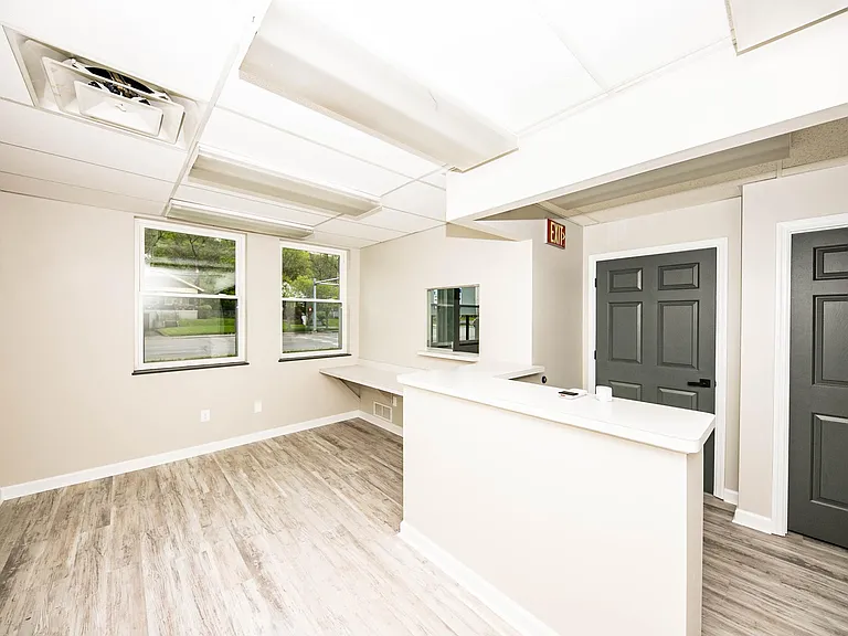9443 Reading Rd — Photo 12