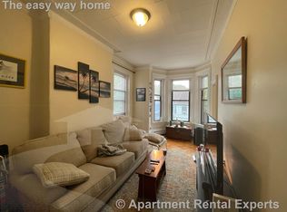55 Adams St #2D, Somerville, MA 02145