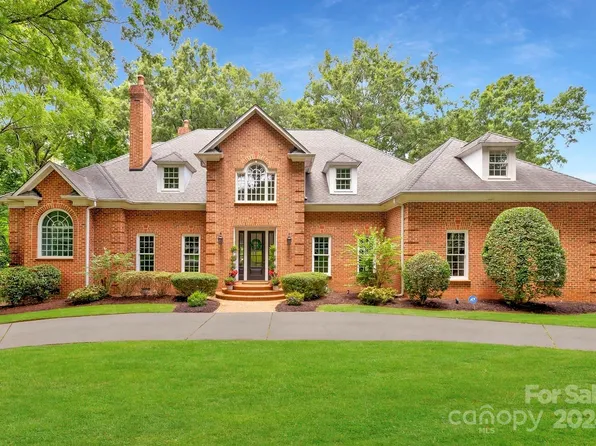 5240 Sunningdale Dr, Charlotte, NC 28277