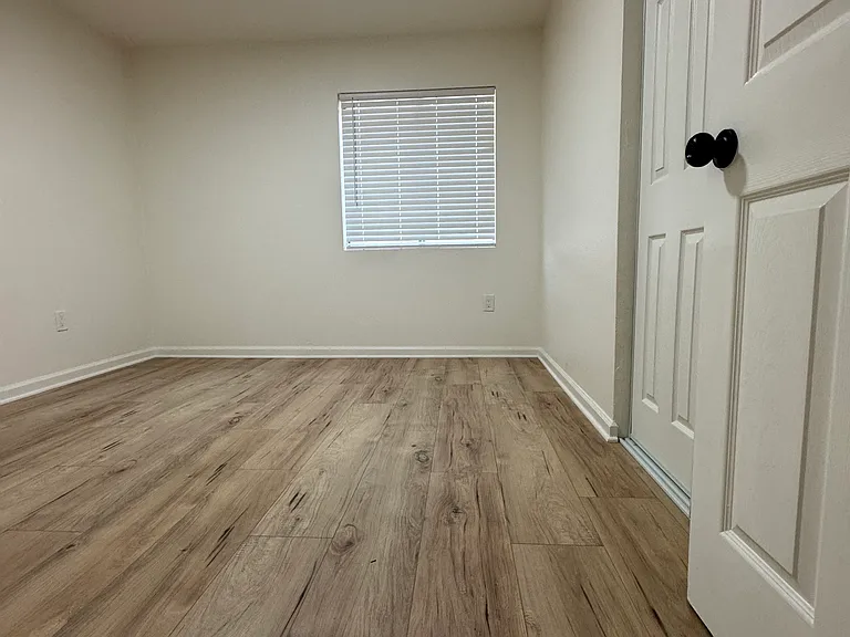 Bedroom #1