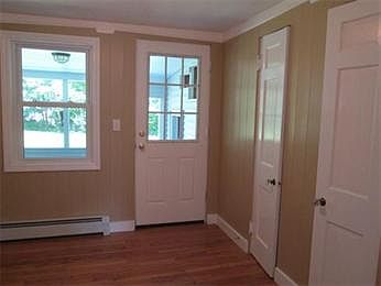 5th image of 12 Camp Hill Dr