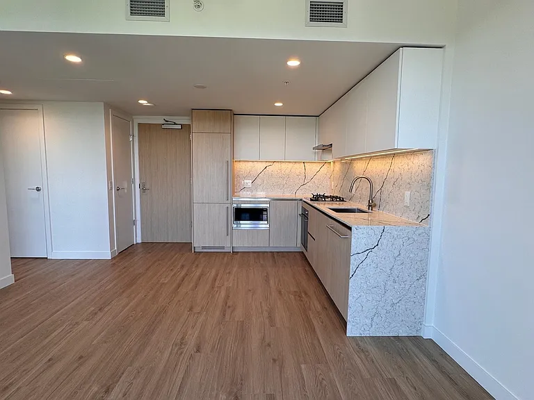 2135 Springer Ave #16XX — Photo 11