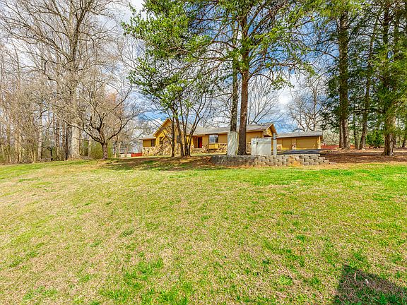 2nd image of 9973 Miller Rd