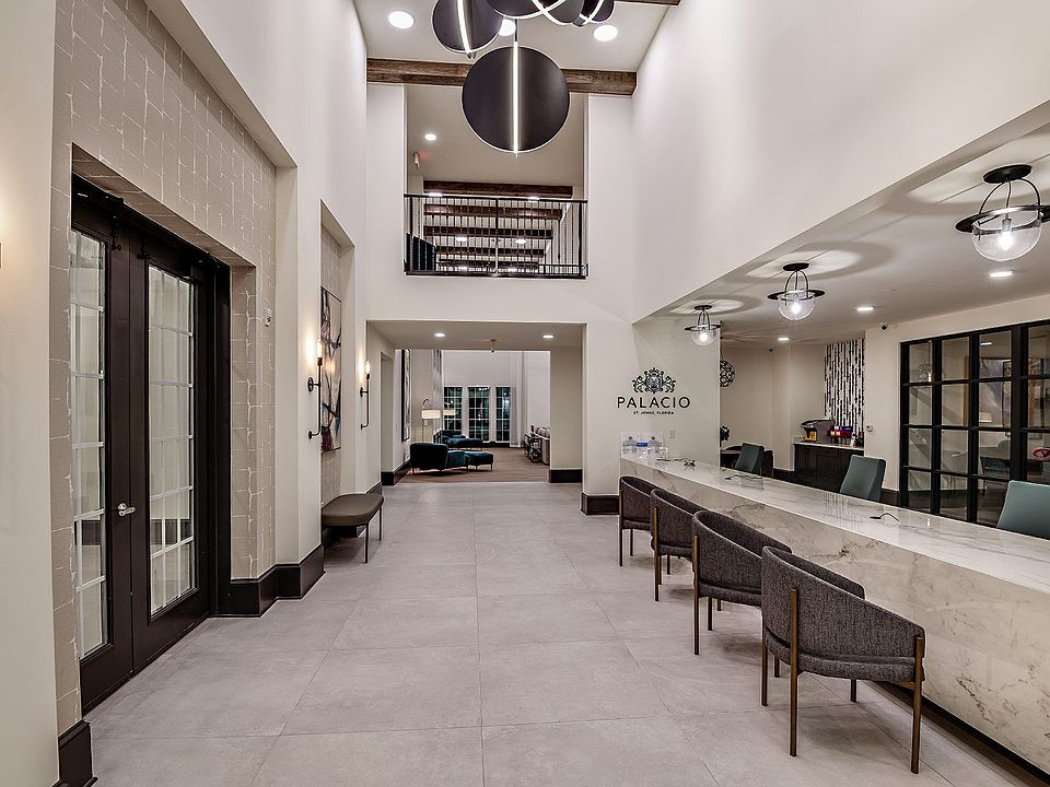 Palacio apartments community photo
