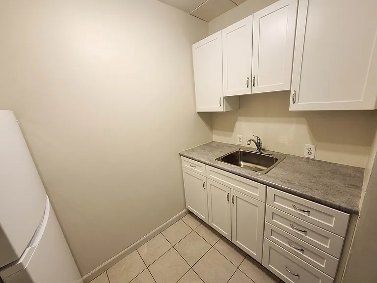 1162 Memorial Dr NW #104 — Photo 15