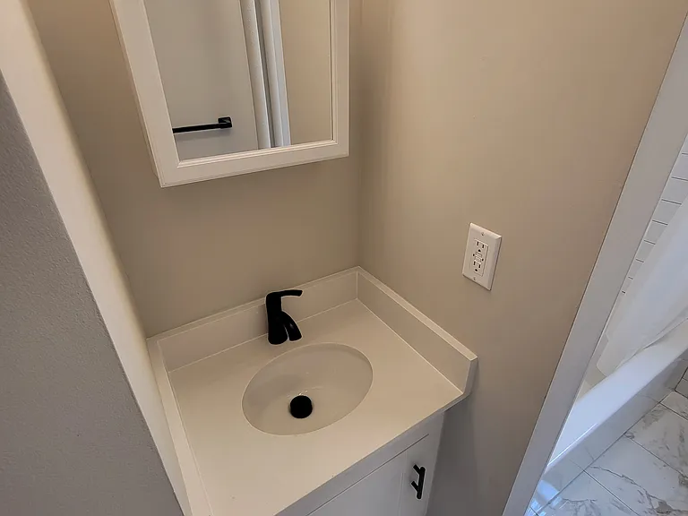 192 Kensington Ave #401 — Photo 18