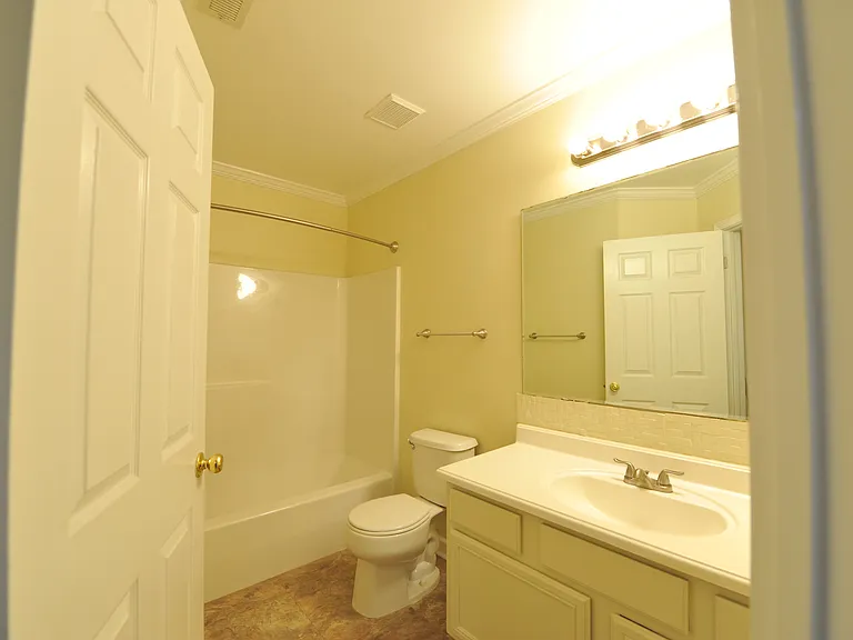 Upstairs guest bathroom
