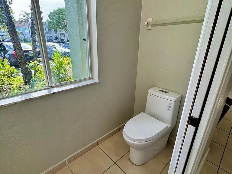 1592 SE 27th Ct #175 — Photo 13