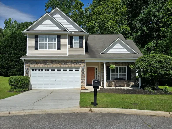 605 Spirit Mountain Ln, Easley, SC 29642