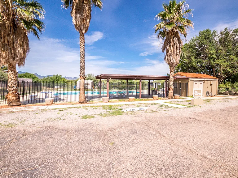 4409 Plaza Vis #B — Photo 24