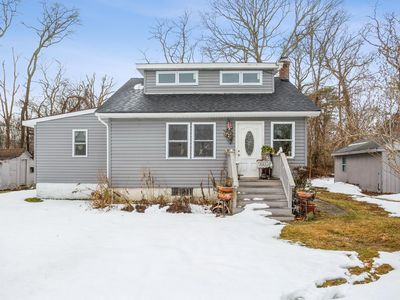 80 Overlook Dr, Mastic Beach, NY, 11951