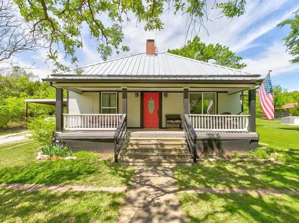 1301 Zion Hill Loop, Weatherford, TX 76088