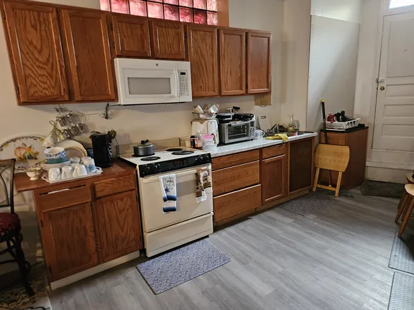 508 8th St #B, Ambridge, PA 15003