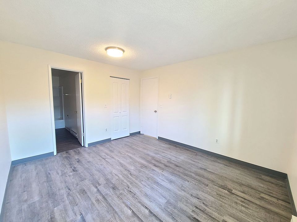 1st image of 1206 W 6th Ave APT 101