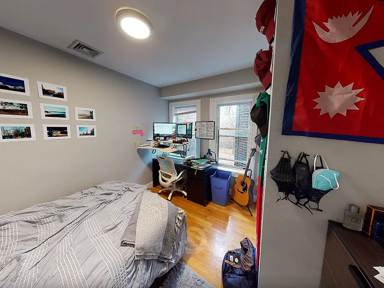 83-85 Windsor St #1A — Photo 8