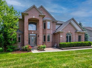 47584 Rail Dr, Shelby Township, MI 48315