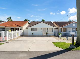 11415 NW 88th Ct, Hialeah Gardens, FL 33018