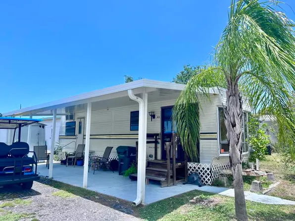 3223 N Lockwood Ridge Rd #77, Sarasota, FL 34234