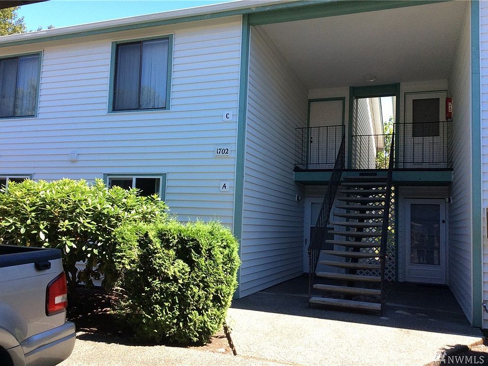 1st image of 1702 SW 318th Pl APT A