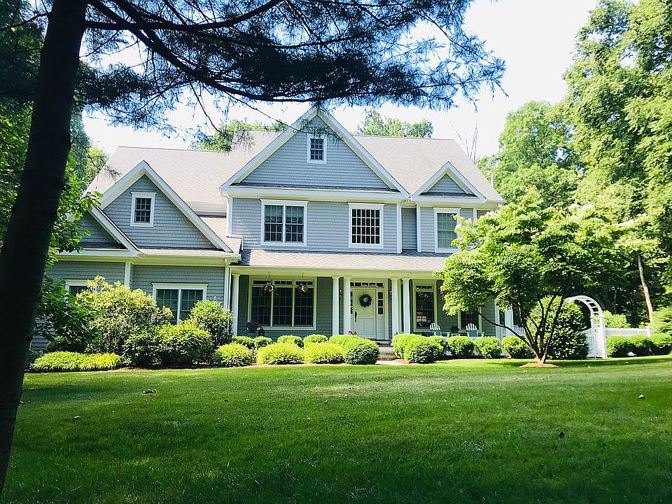 2nd image of 45 Ground Pine Rd