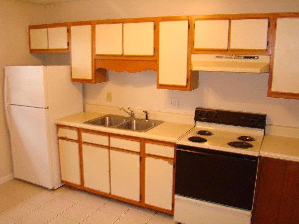 2nd image of 652 Jena Beth Dr APT 7