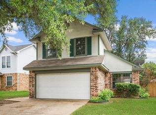 1611 Stoneway Dr, Grapevine, TX 76051