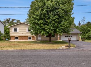 159 Colonial Dr, Augusta, MI 49012