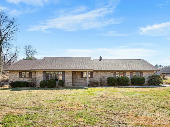 1287 Charlotte Hwy, Fairview, NC 28730