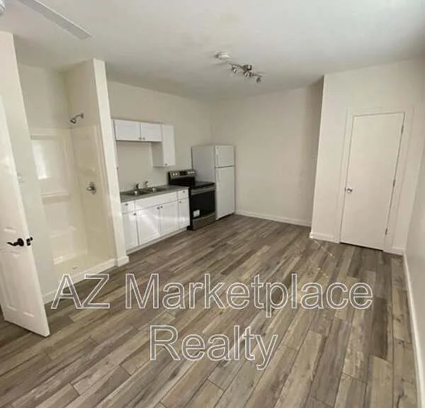 706 W Taylor St #9 — Photo 1