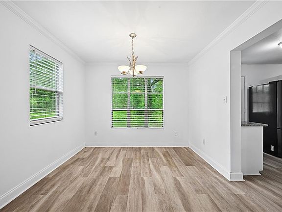 4th image of 13289 Cannino Rd